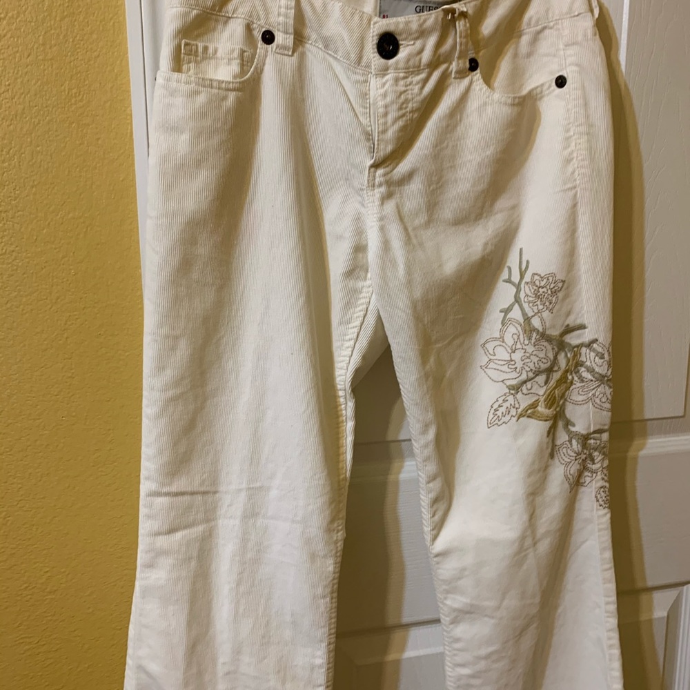 Guess beige Embroidery corduroy pants , SIZE 32 NWT